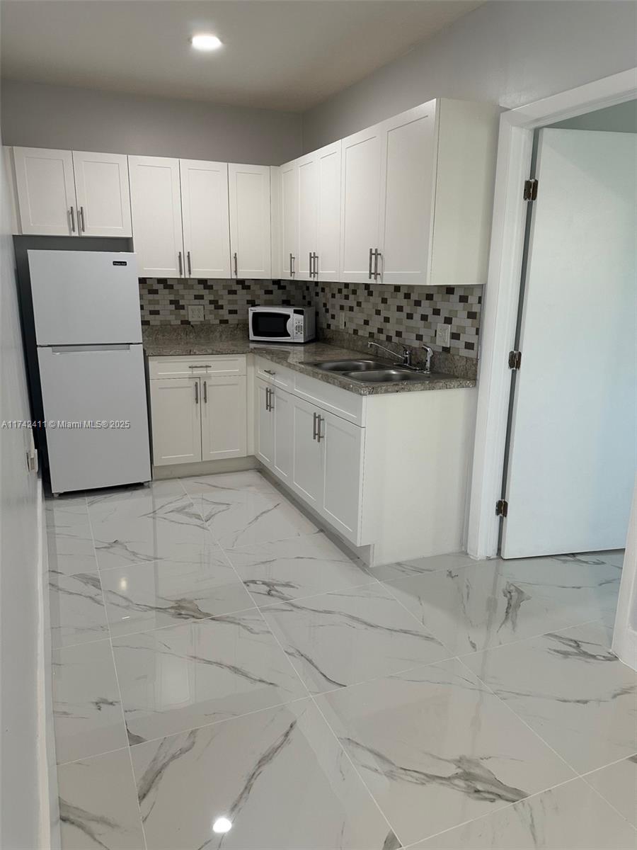 WESTVIEW SEC 2 PART 1 AME - Residential Lease
