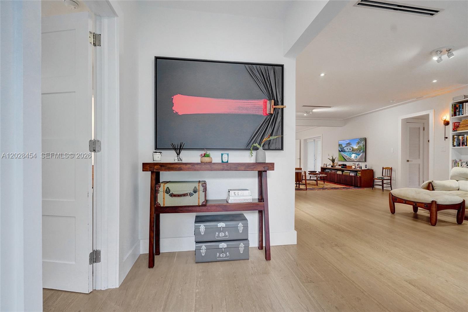 BAY BREEZE SEC MIAMI SHOR - Residential