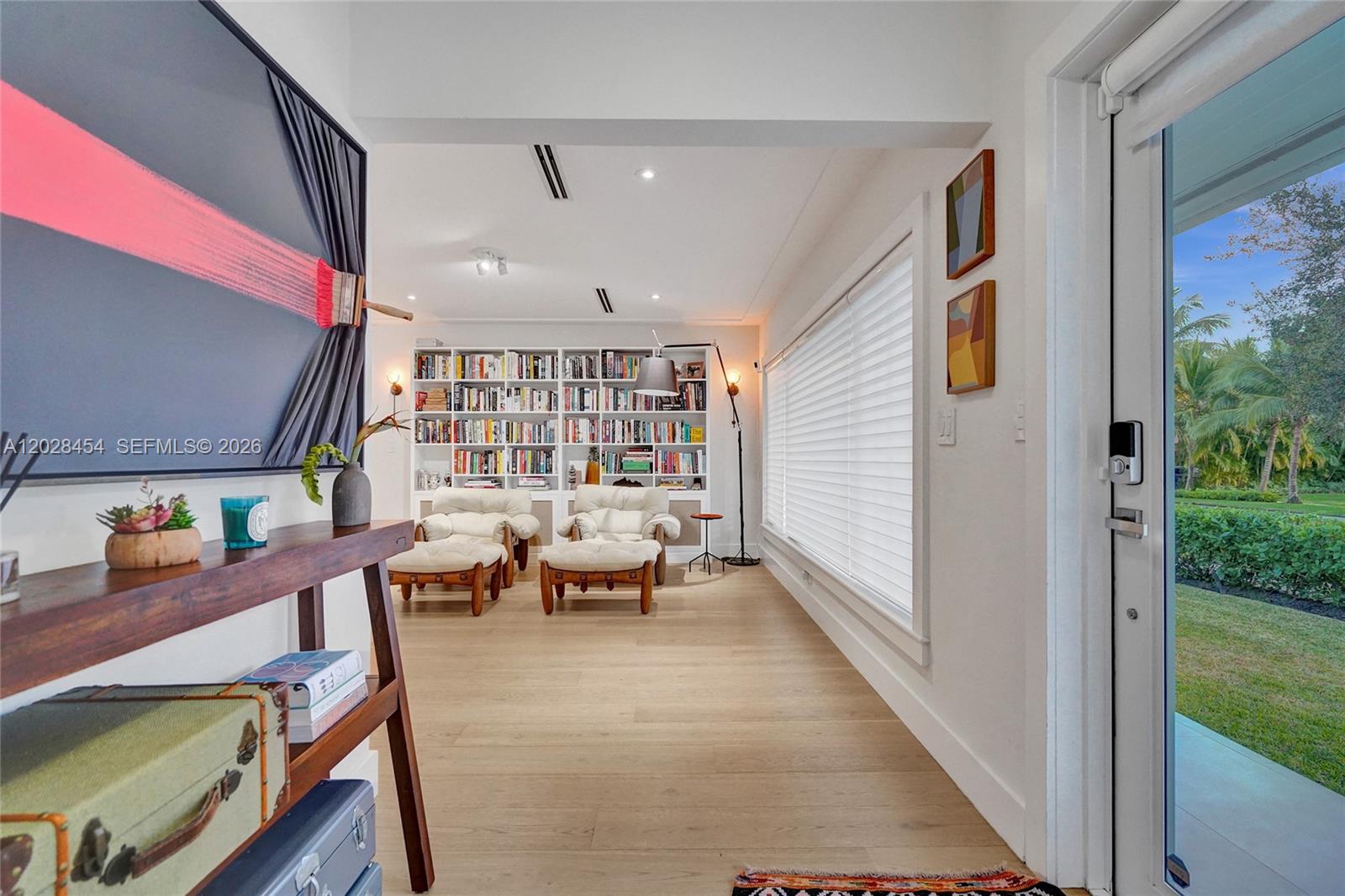 BAY BREEZE SEC MIAMI SHOR - Residential