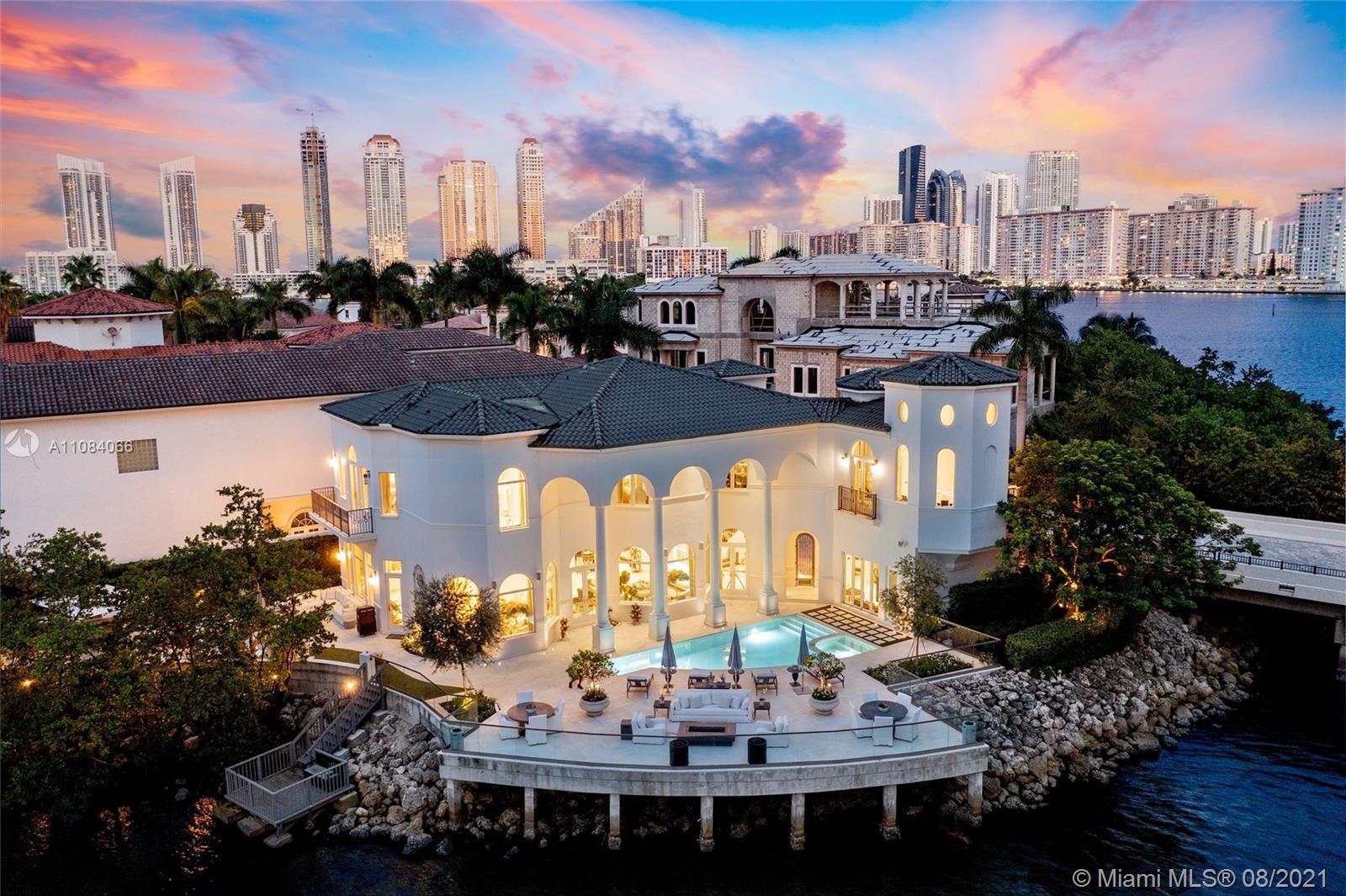 ISLAND ESTATES - Residential