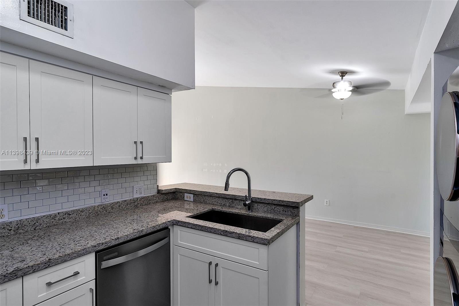 LA VIA CONDO - Residential