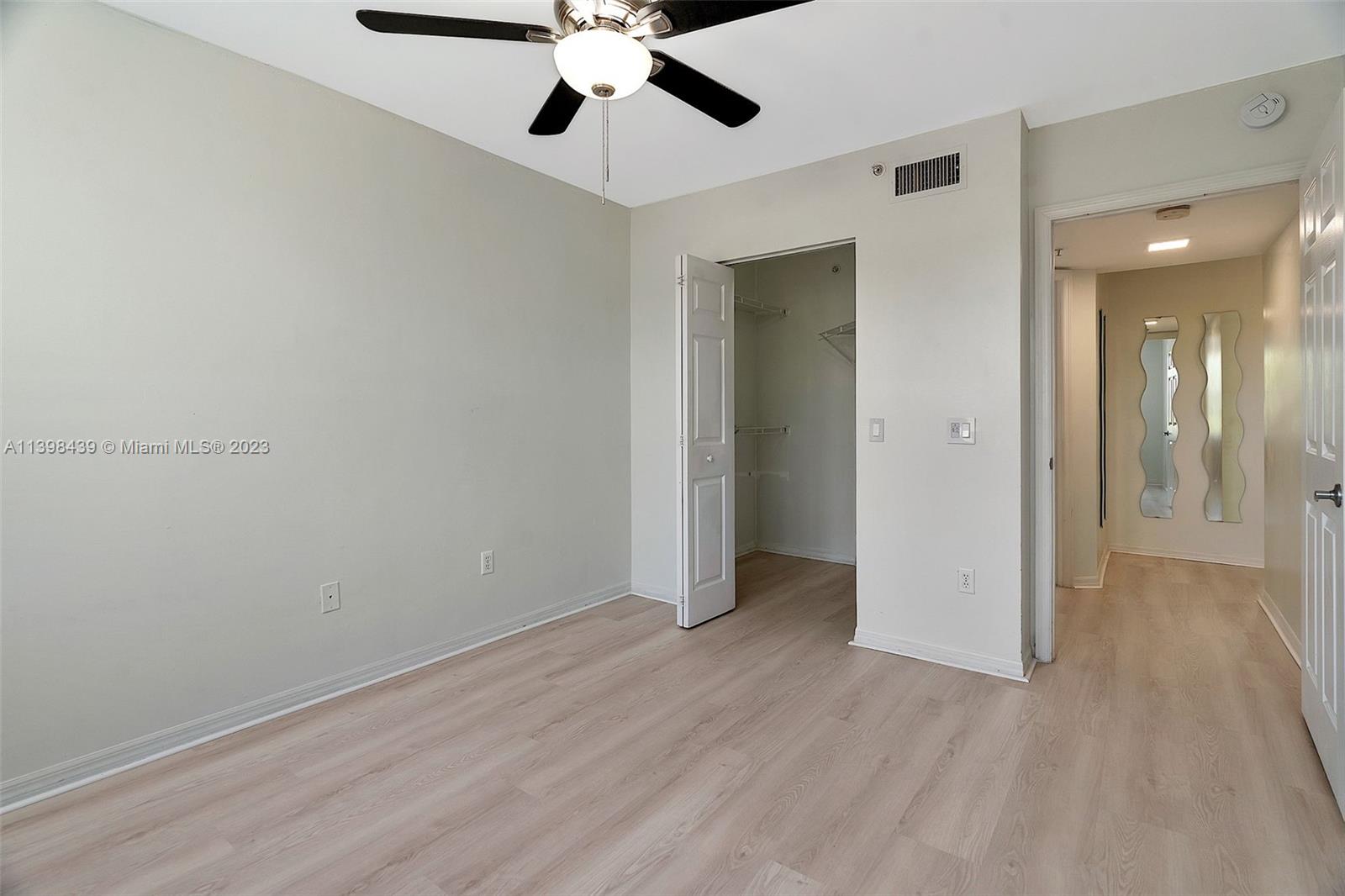 LA VIA CONDO - Residential