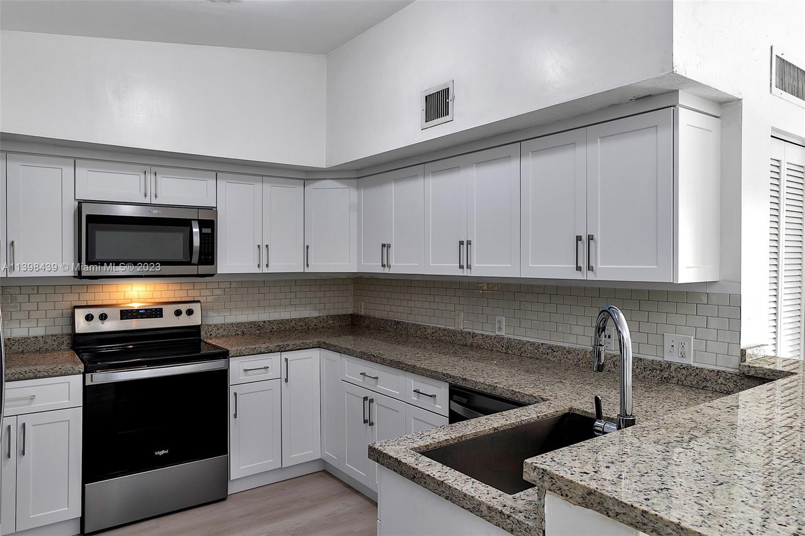 LA VIA CONDO - Residential