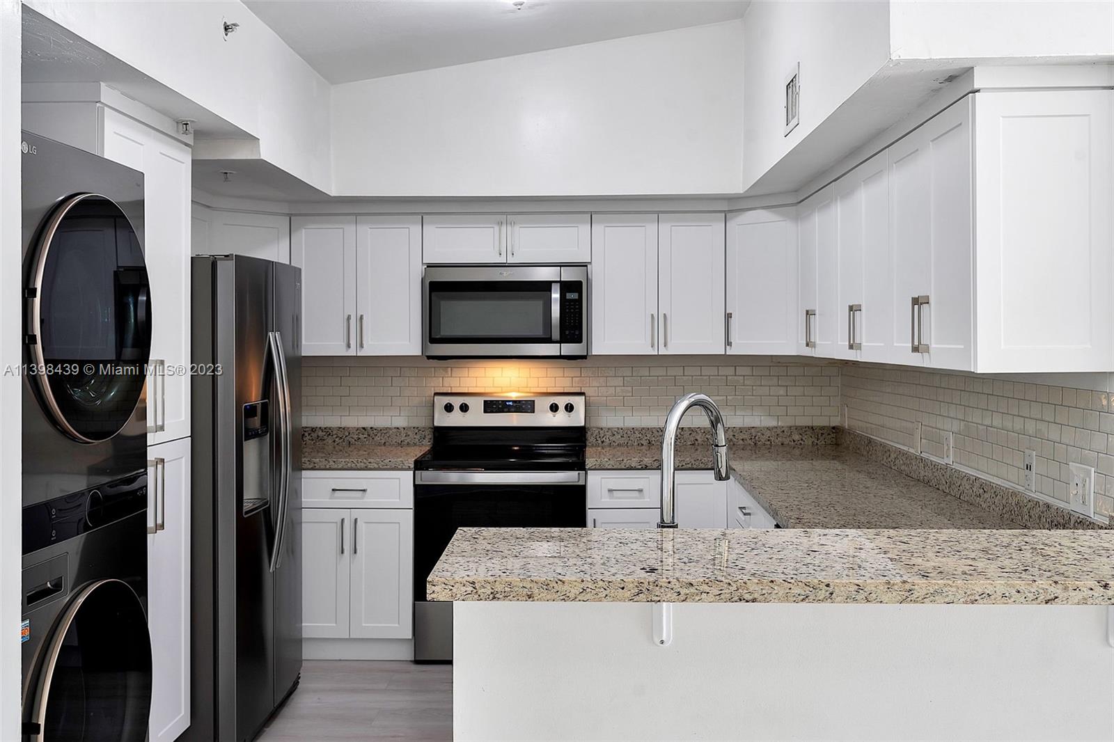 LA VIA CONDO - Residential