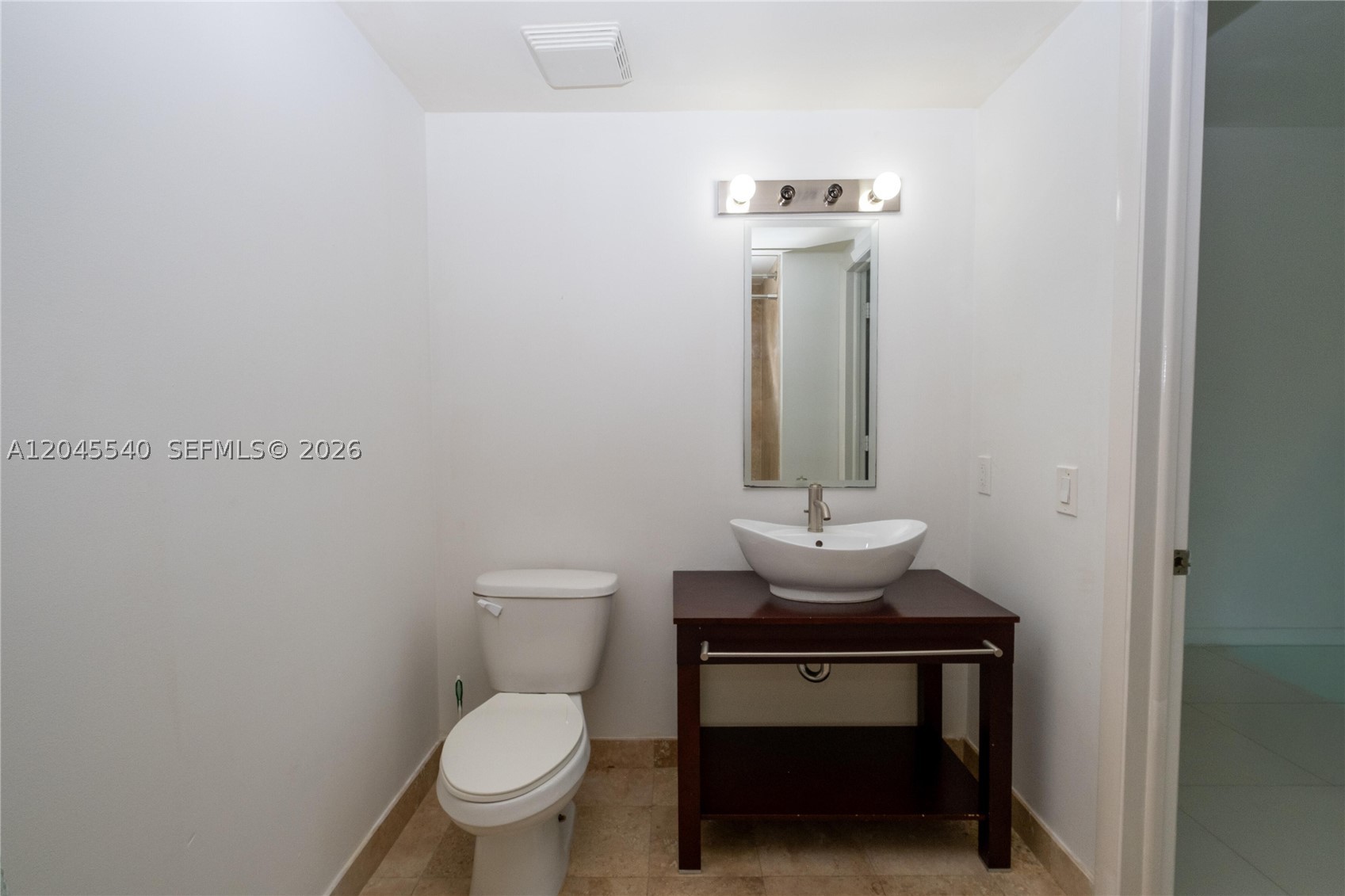 WIND CONDO - Residential