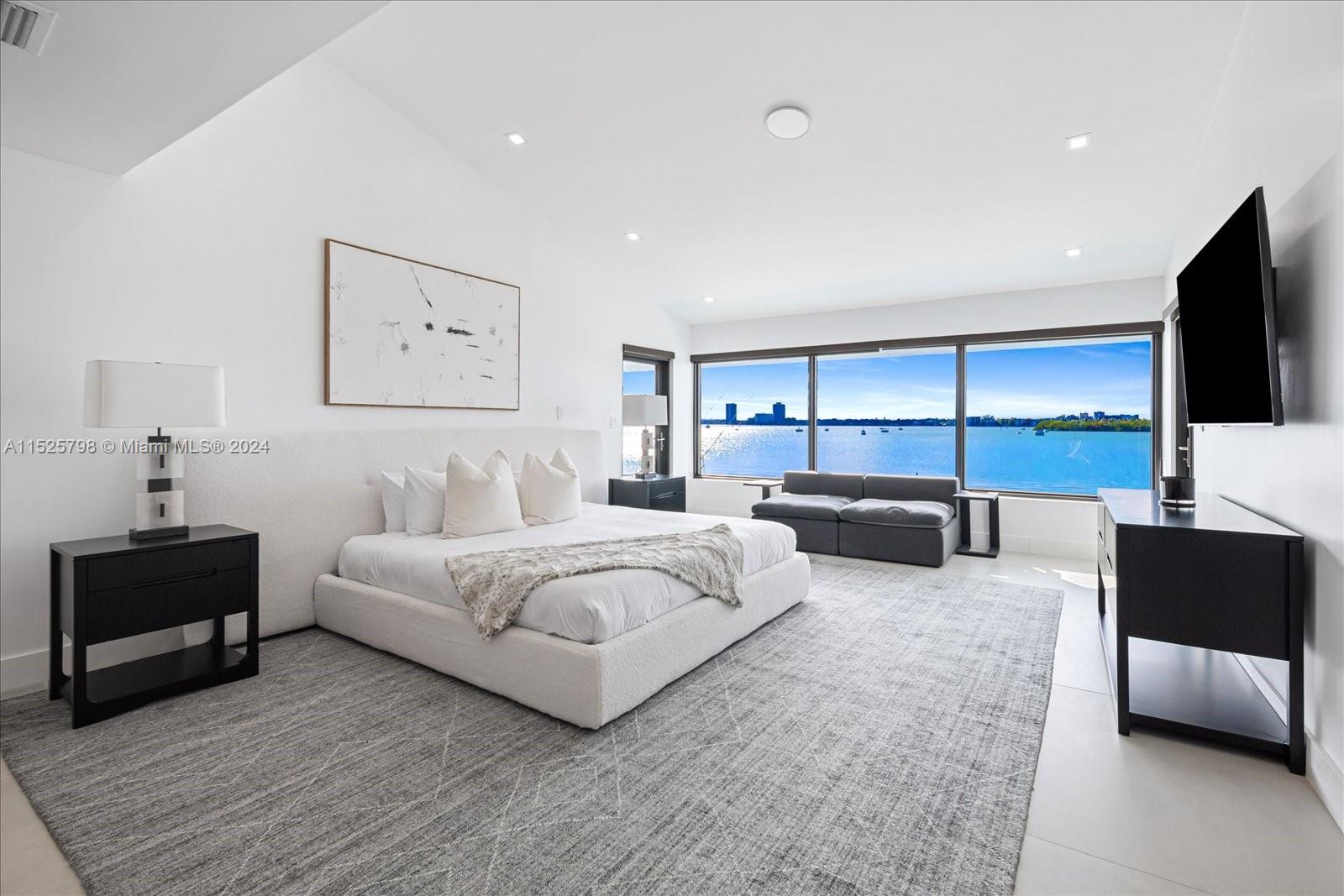 NORTH BAY ISLAND - Residential
