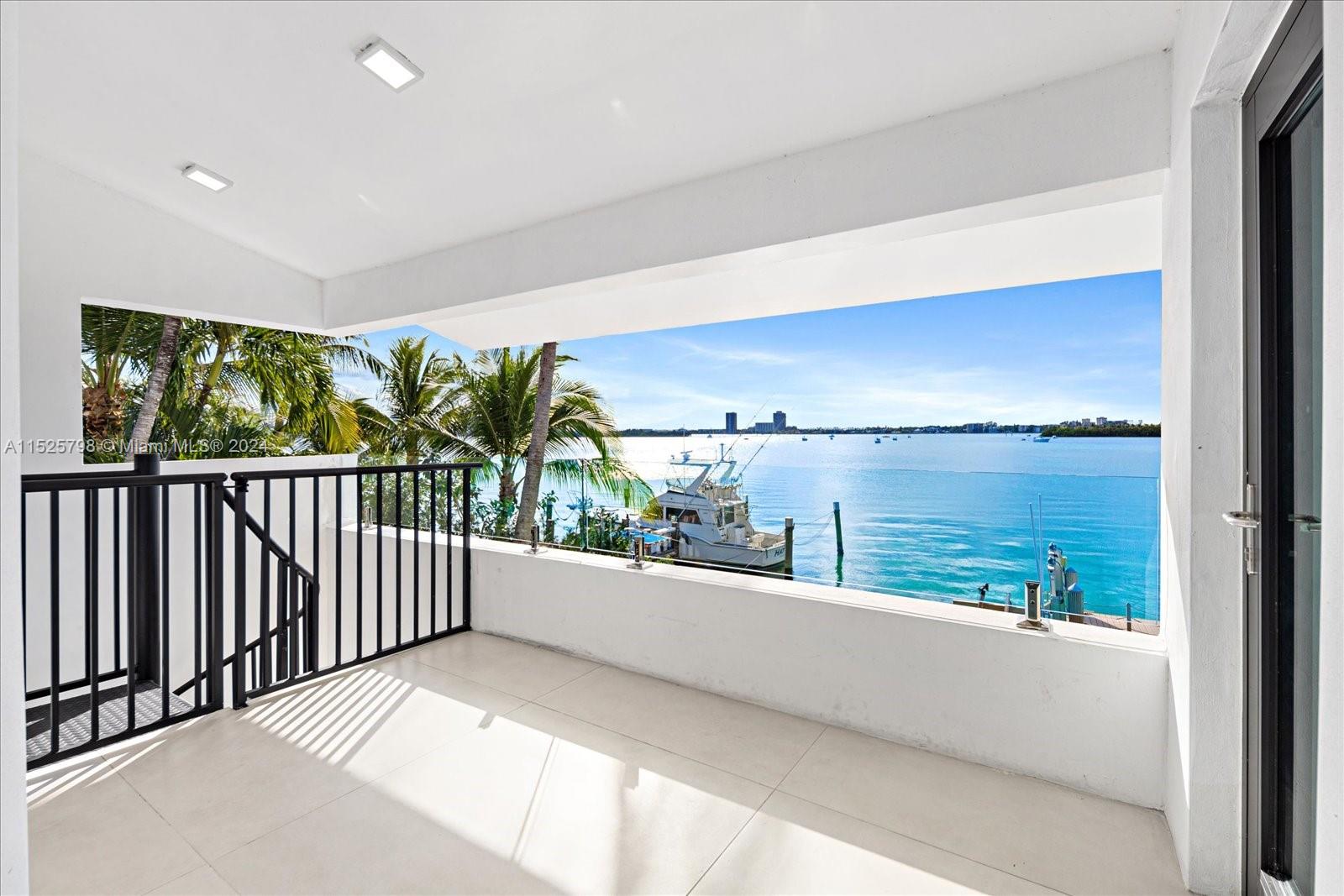 NORTH BAY ISLAND - Residential
