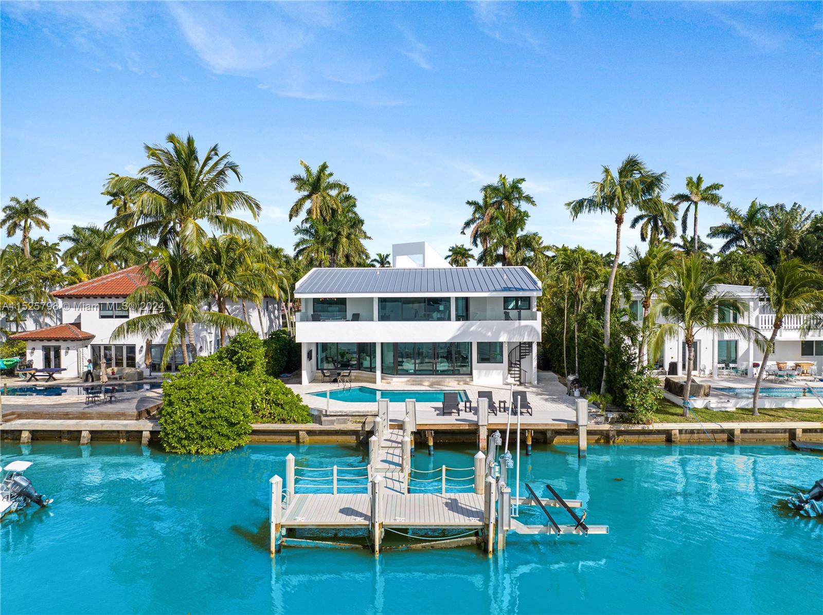 NORTH BAY ISLAND - Residential