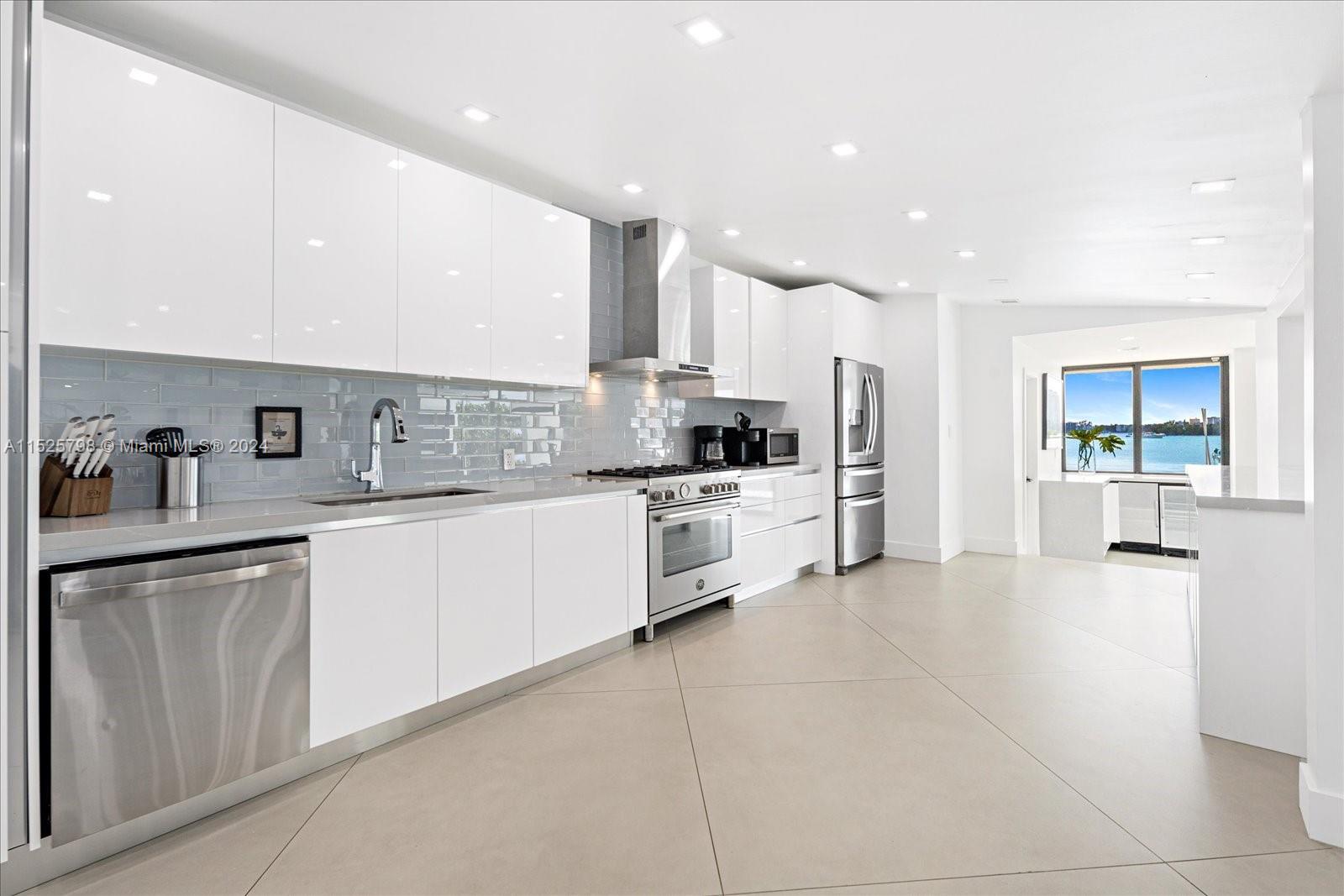 NORTH BAY ISLAND - Residential