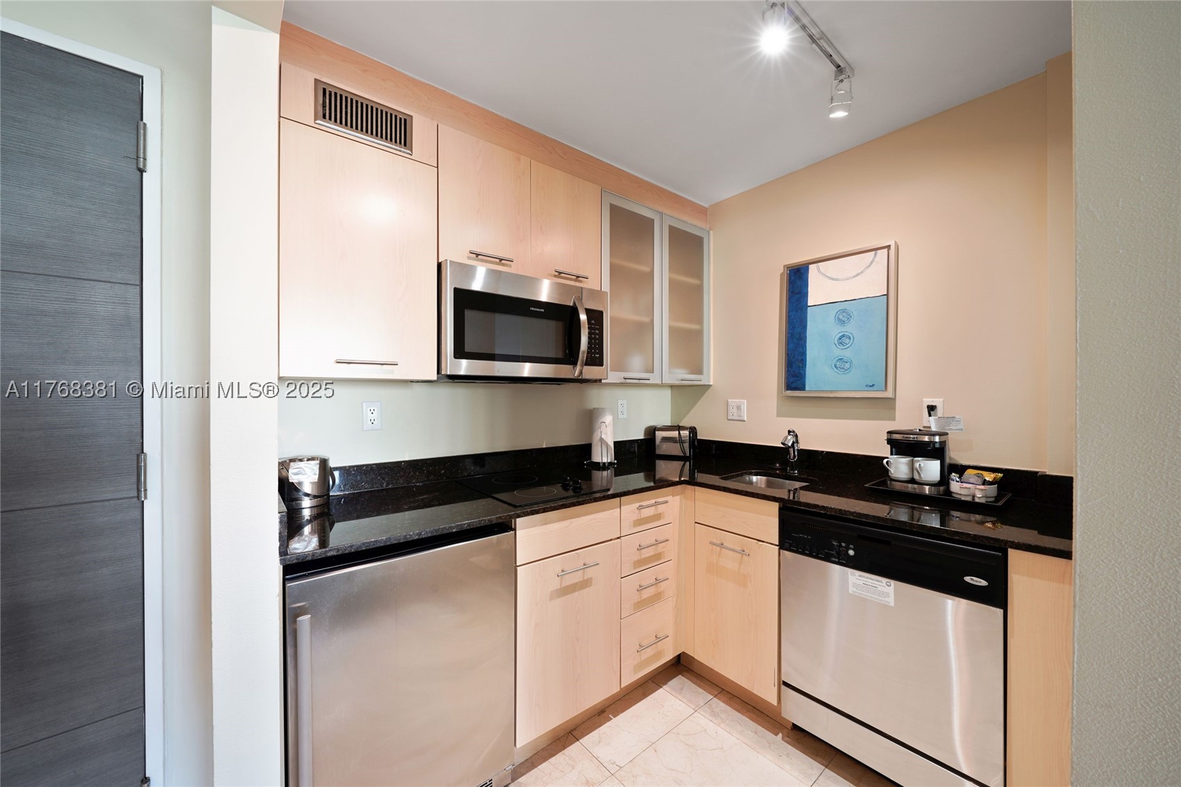 GALLERY ONE CONDO - Residential