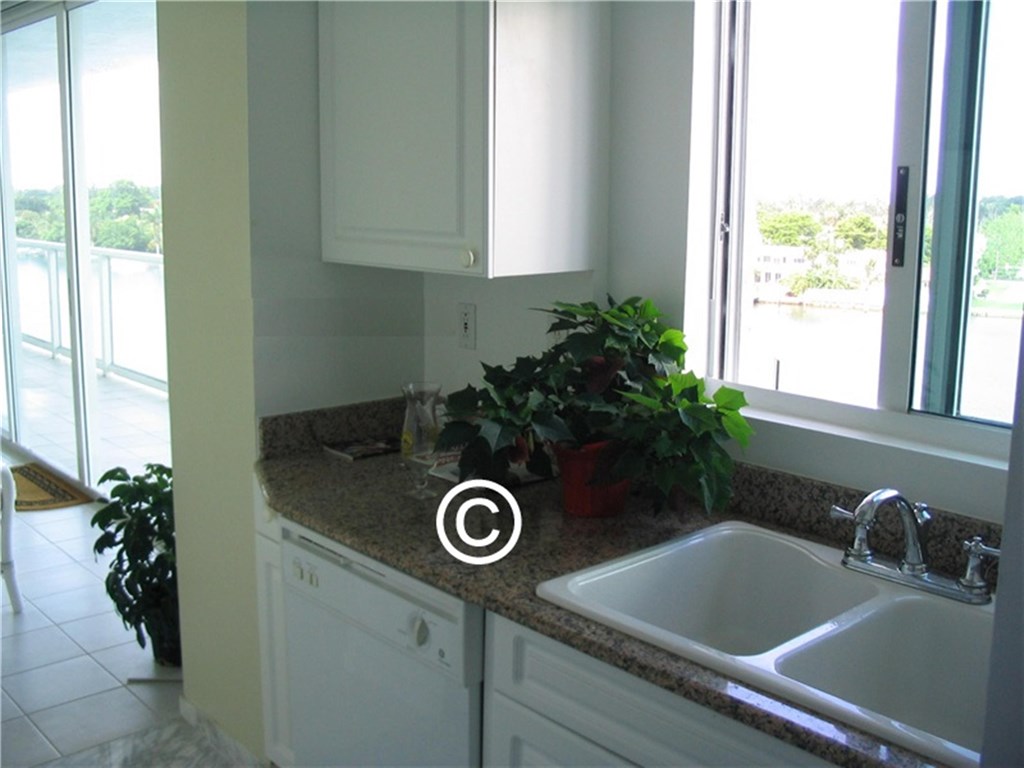 GALLERY ONE CONDO - Residential