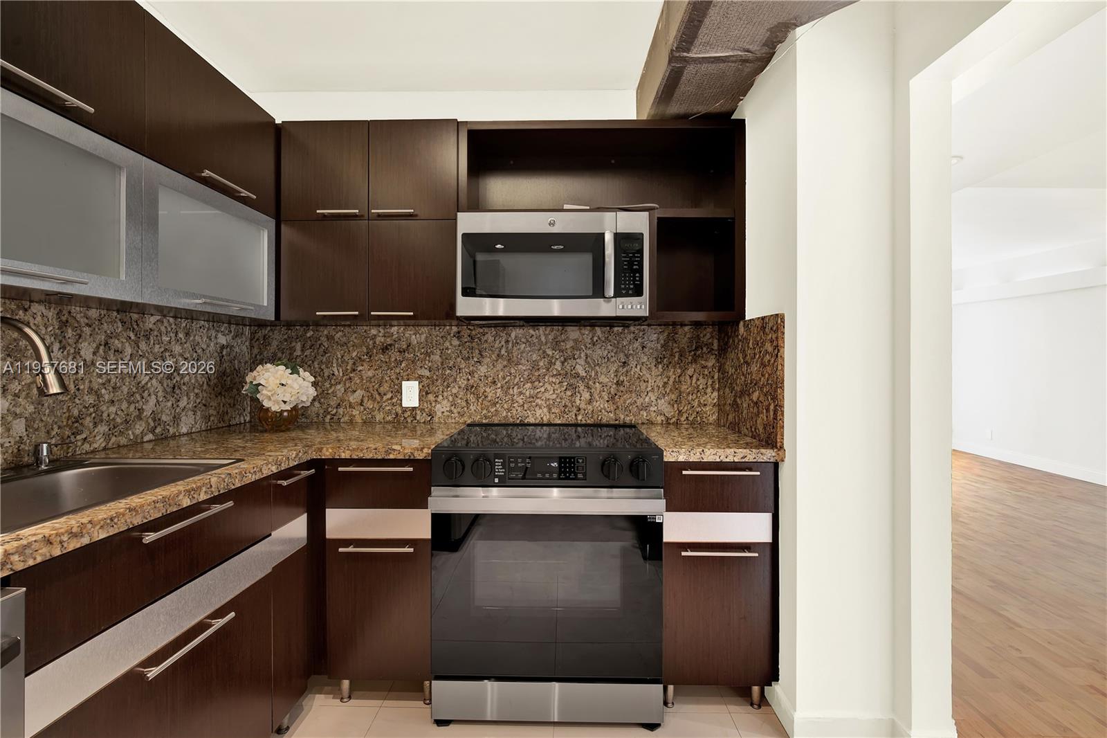 ARLEN HOUSE EAST CONDO - Residential