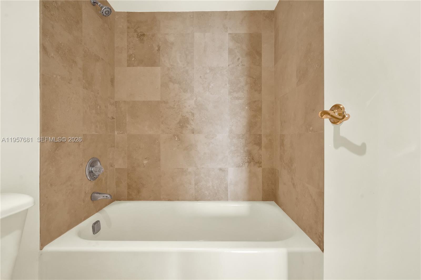 ARLEN HOUSE EAST CONDO - Residential