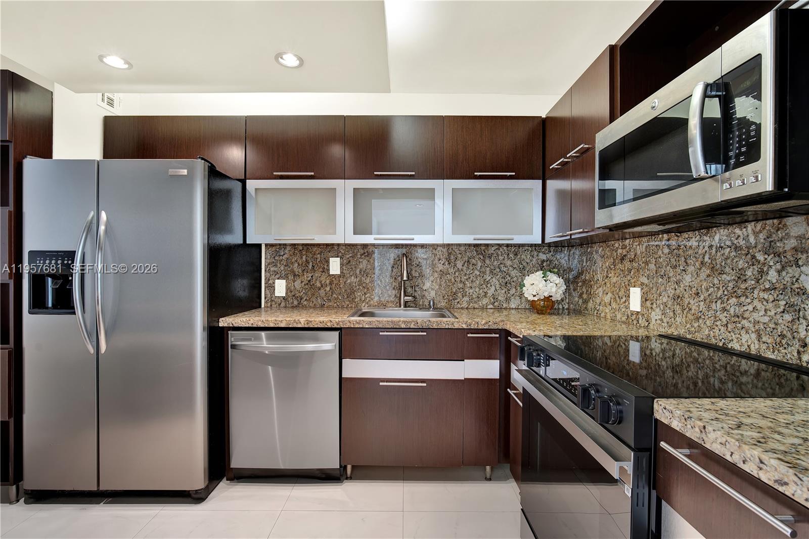 ARLEN HOUSE EAST CONDO - Residential