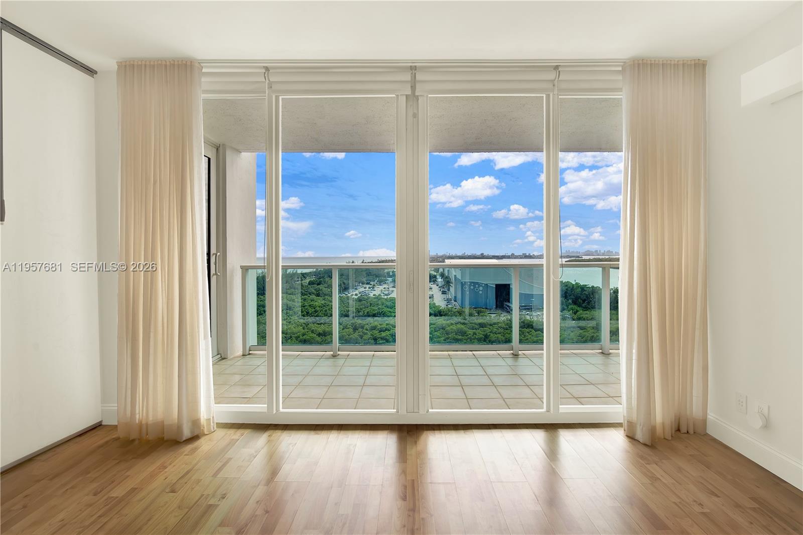 ARLEN HOUSE EAST CONDO - Residential