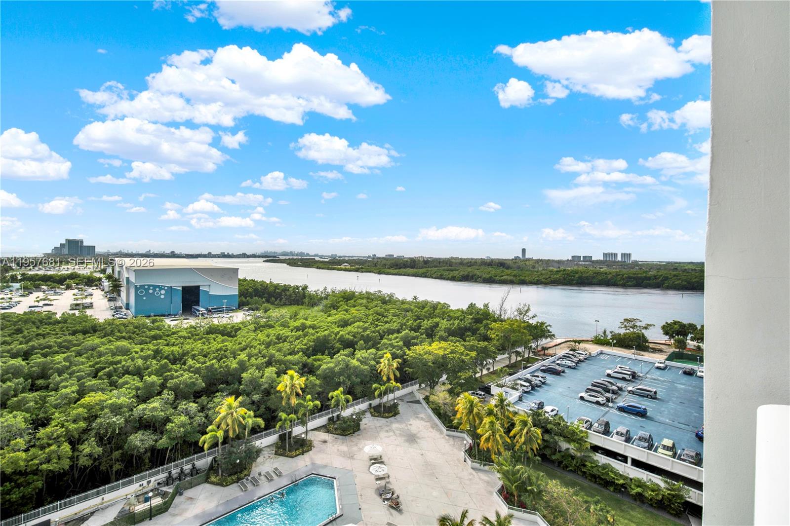 ARLEN HOUSE EAST CONDO - Residential