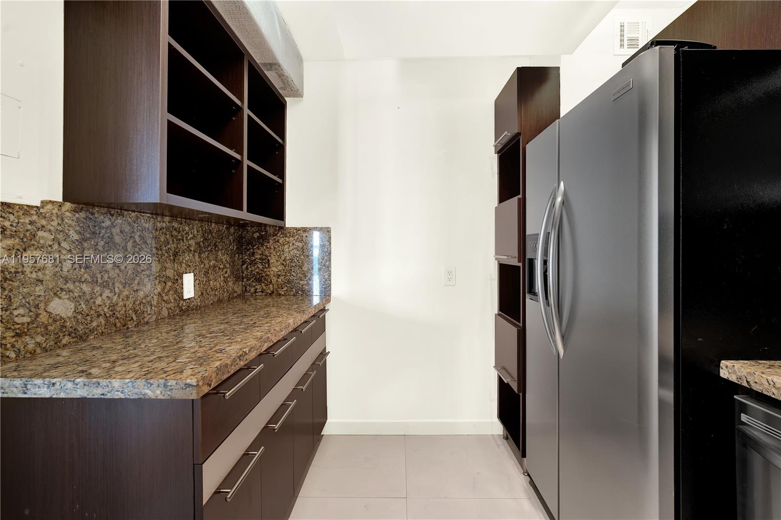 ARLEN HOUSE EAST CONDO - Residential