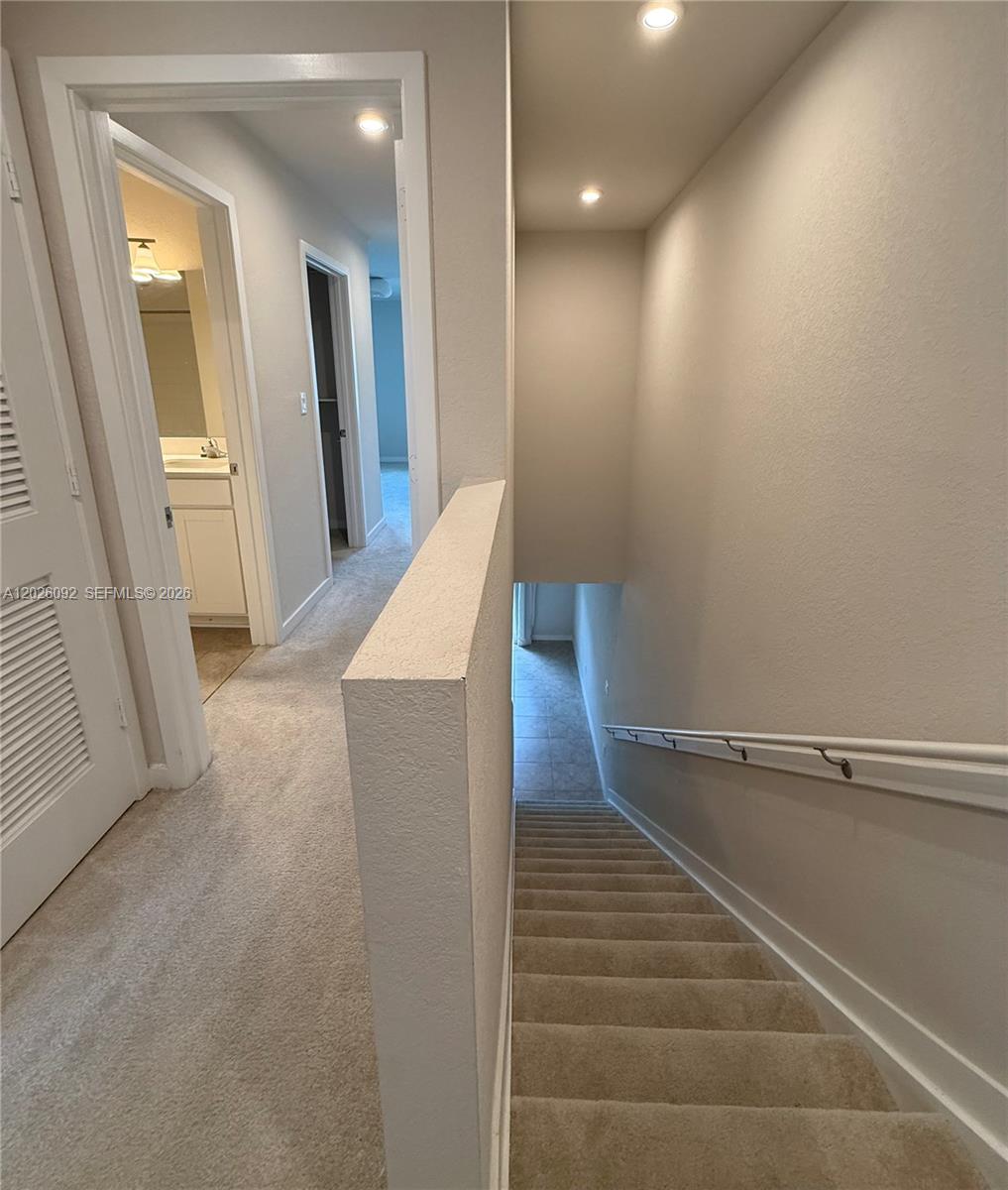 COSTA BLANCA VILLAS - Residential Lease