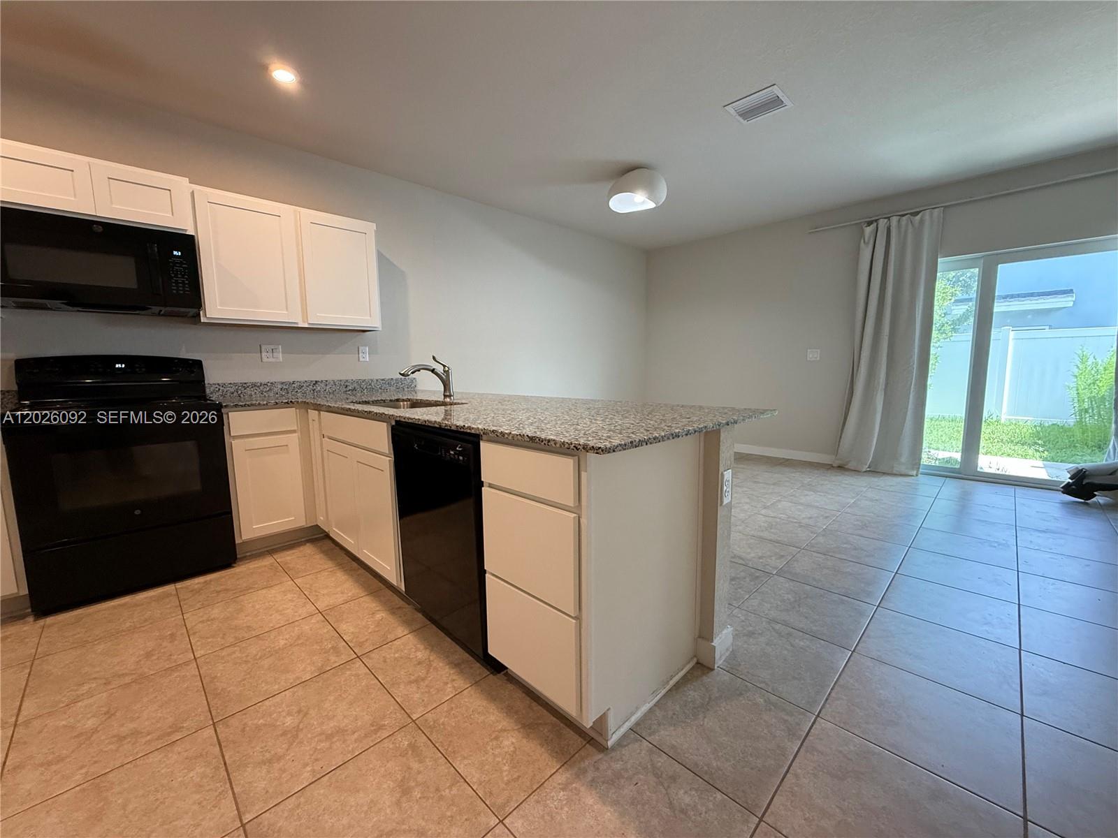 COSTA BLANCA VILLAS - Residential Lease