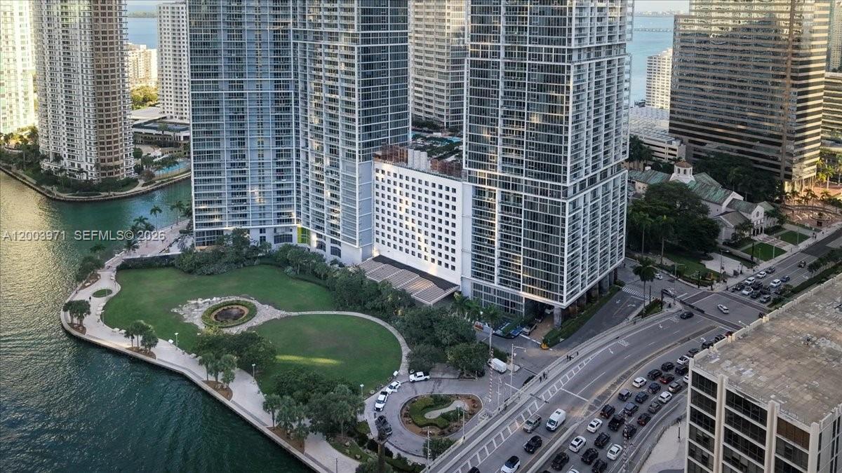 ICONBRICKELL CONDO NO 1 - Residential