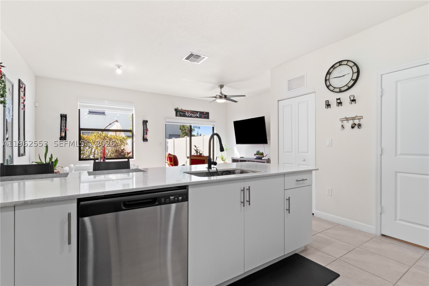 AQUABELLA NORTH - Residential