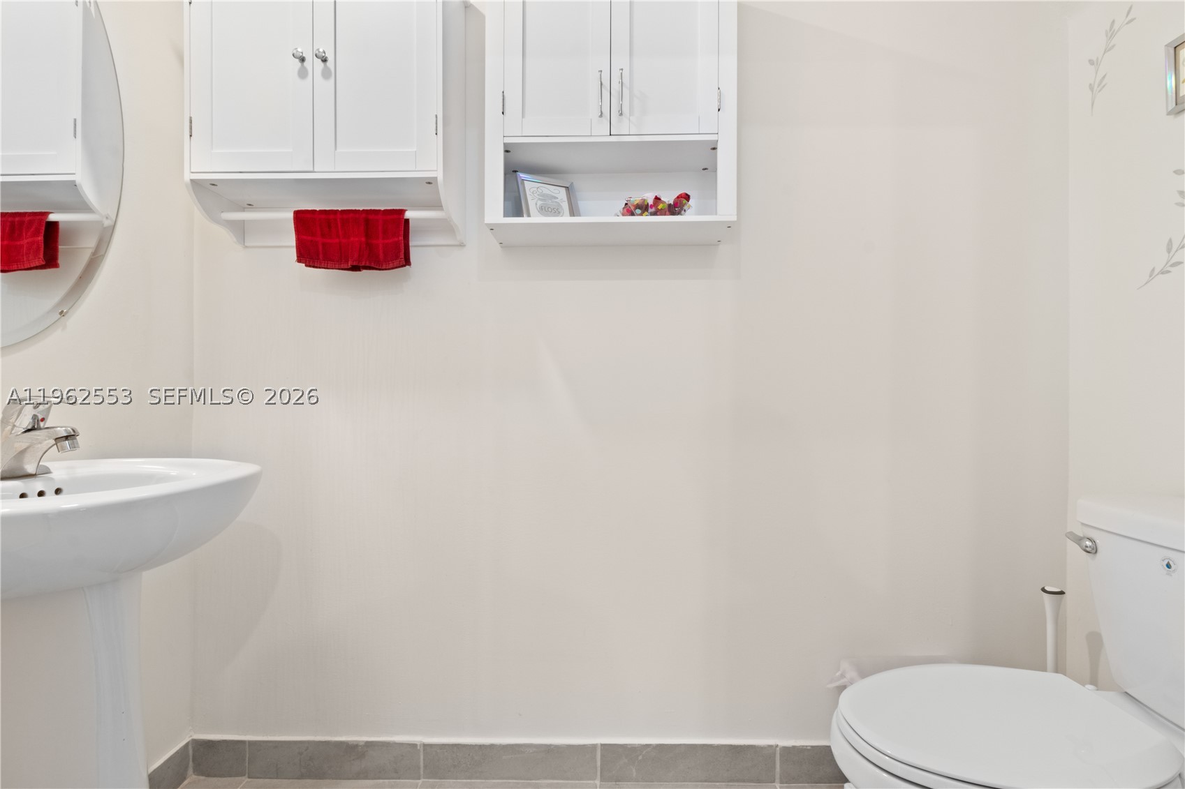 AQUABELLA NORTH - Residential
