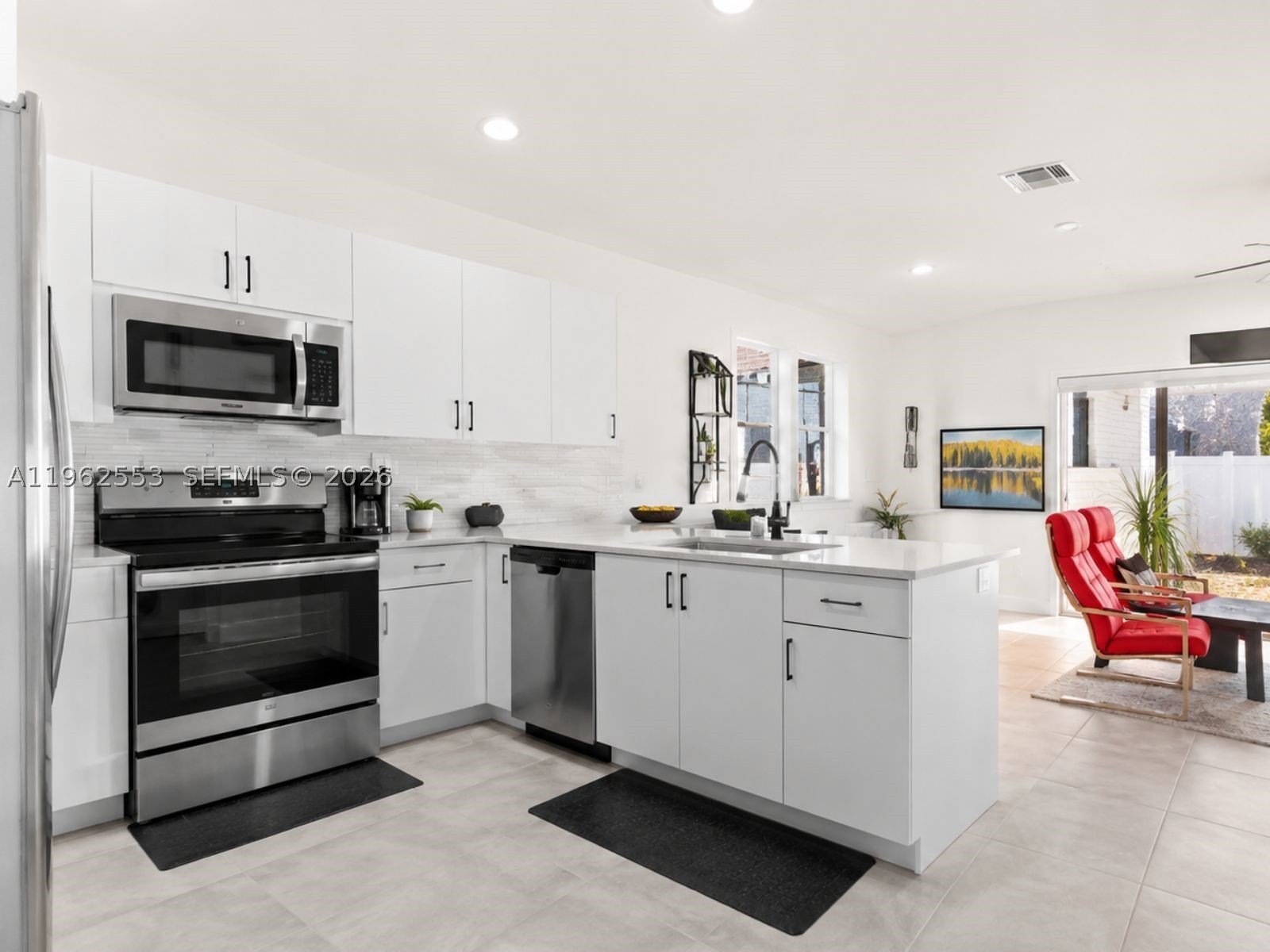 AQUABELLA NORTH - Residential