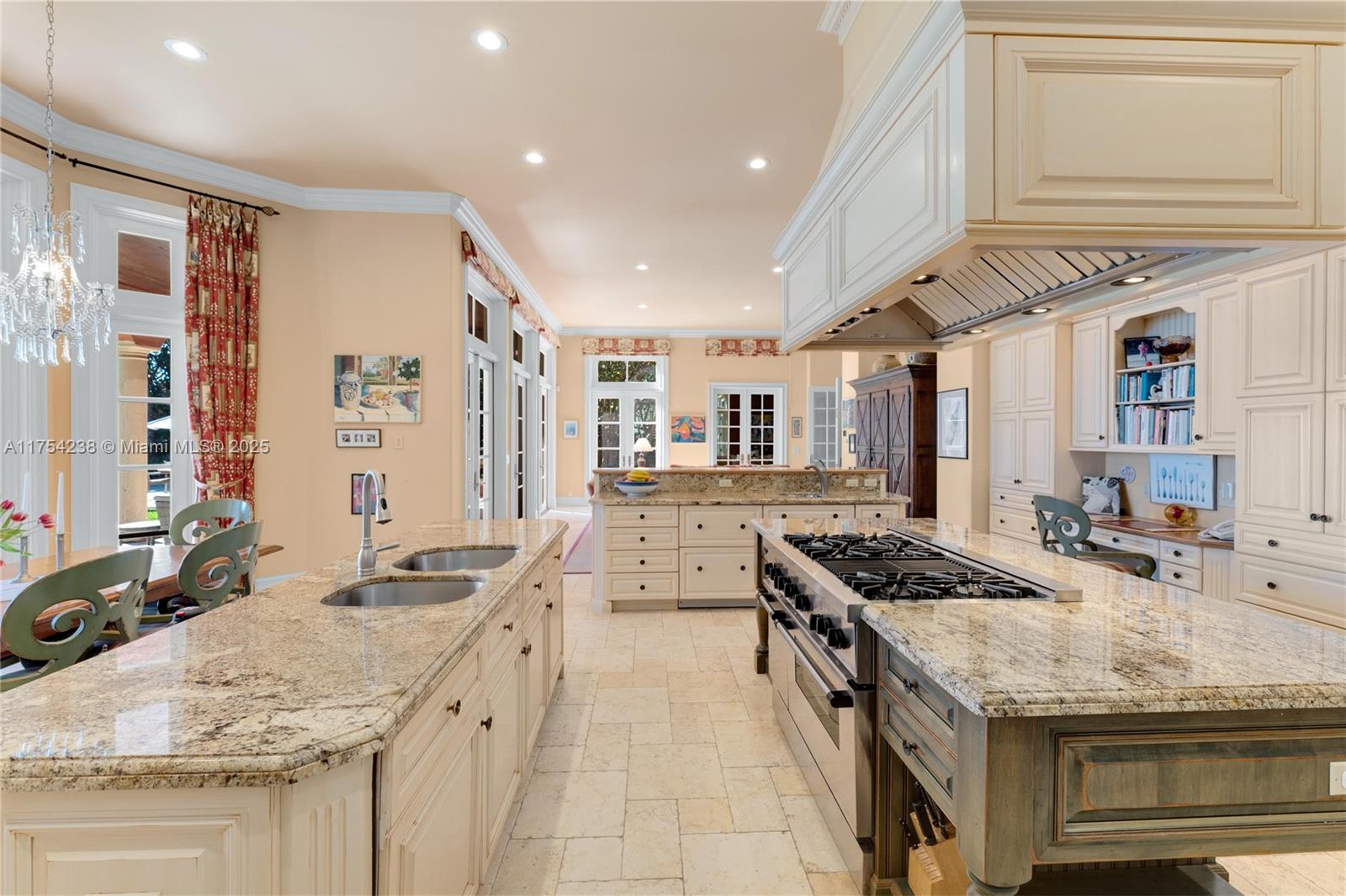 Hillsboro Mile - Residential
