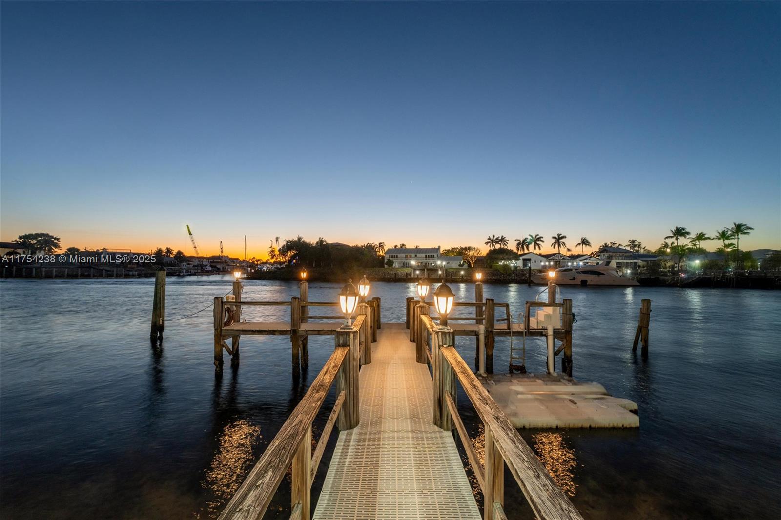 Hillsboro Mile - Residential