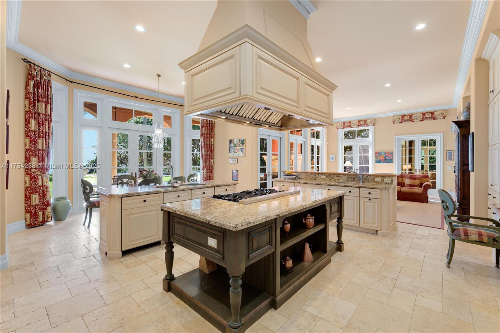 Hillsboro Mile - Residential