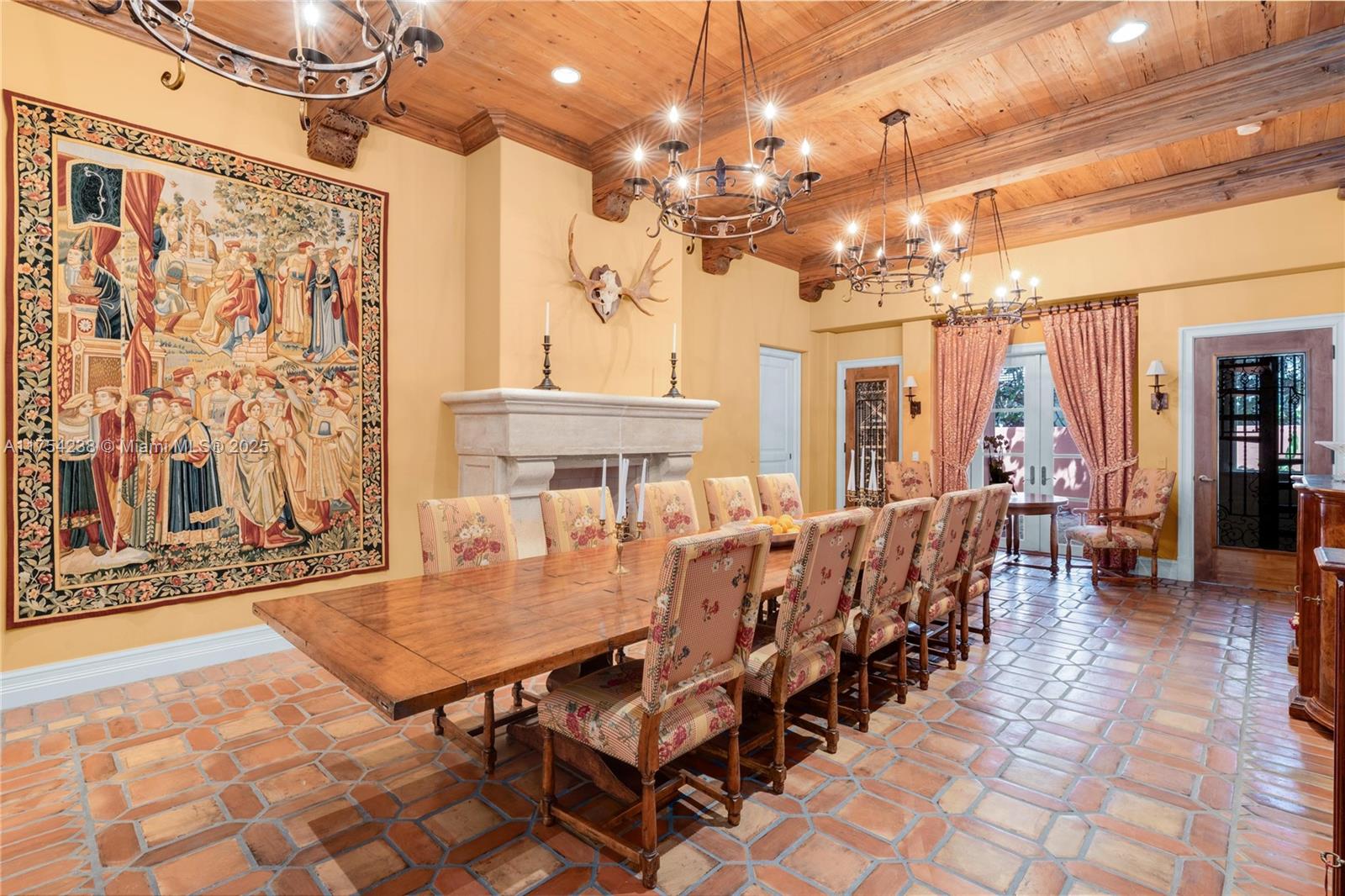 Hillsboro Mile - Residential