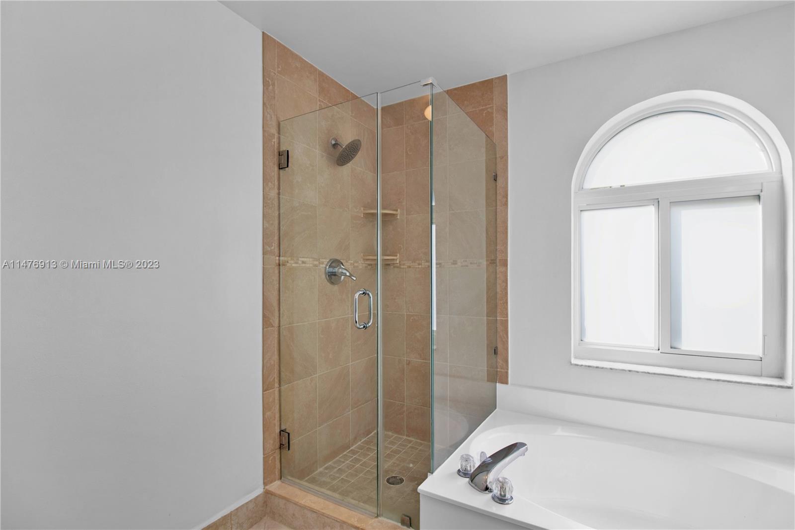 TOWNGATE - Residential Lease