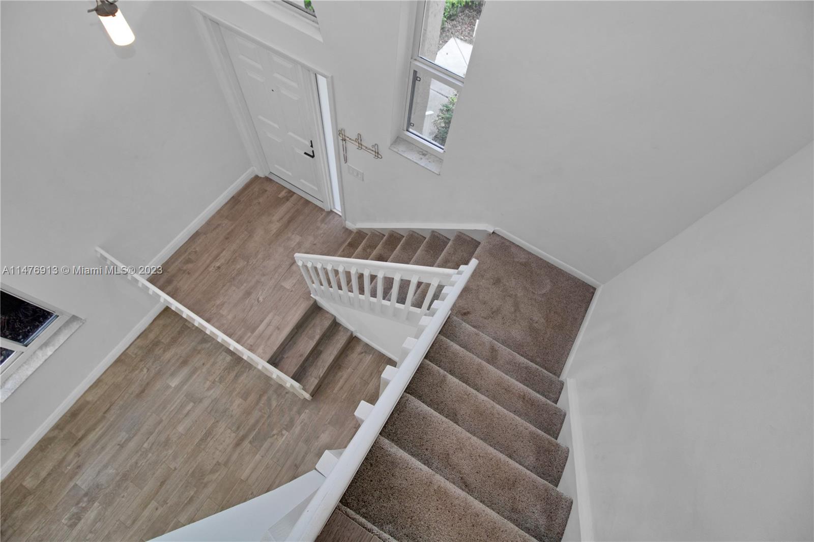 TOWNGATE - Residential Lease