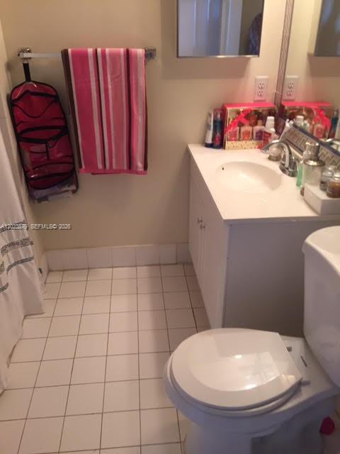 LA VIA CONDO - Residential