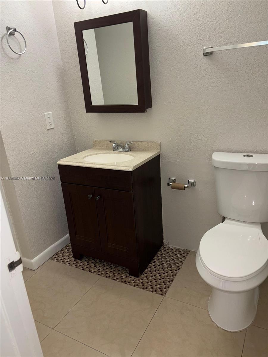 BISCAYNE BEACH CLUB CONDO - Residential Lease
