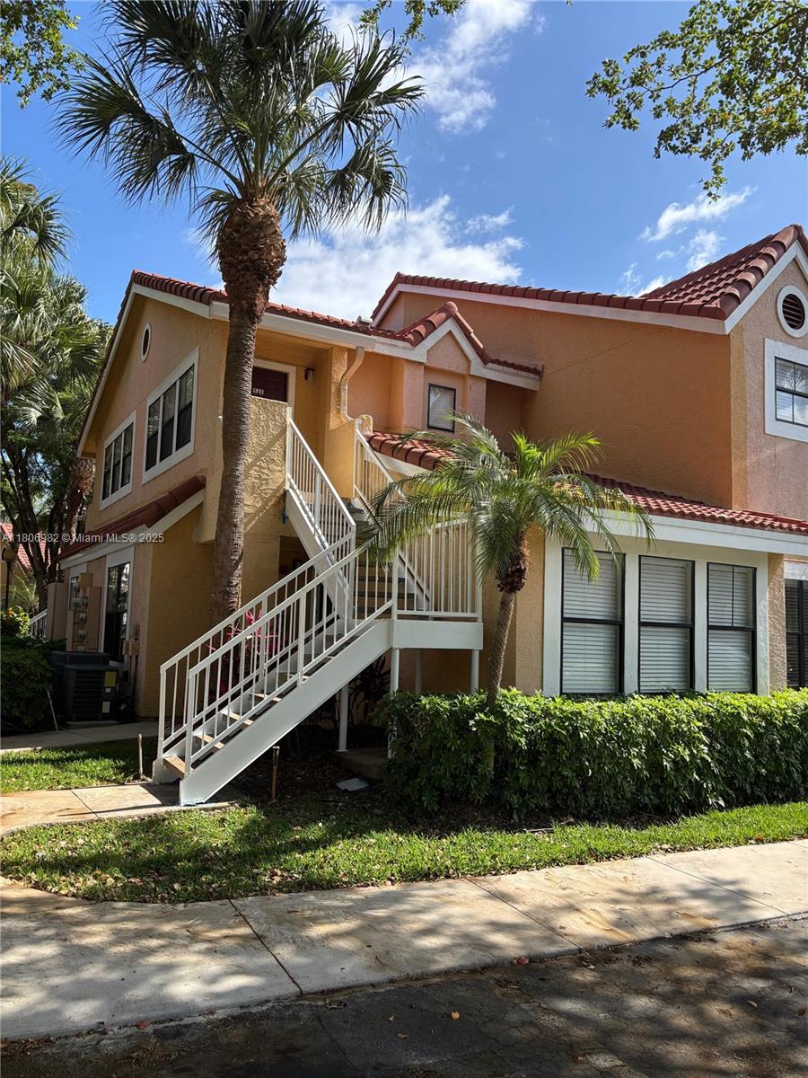 BISCAYNE BEACH CLUB CONDO - Residential Lease