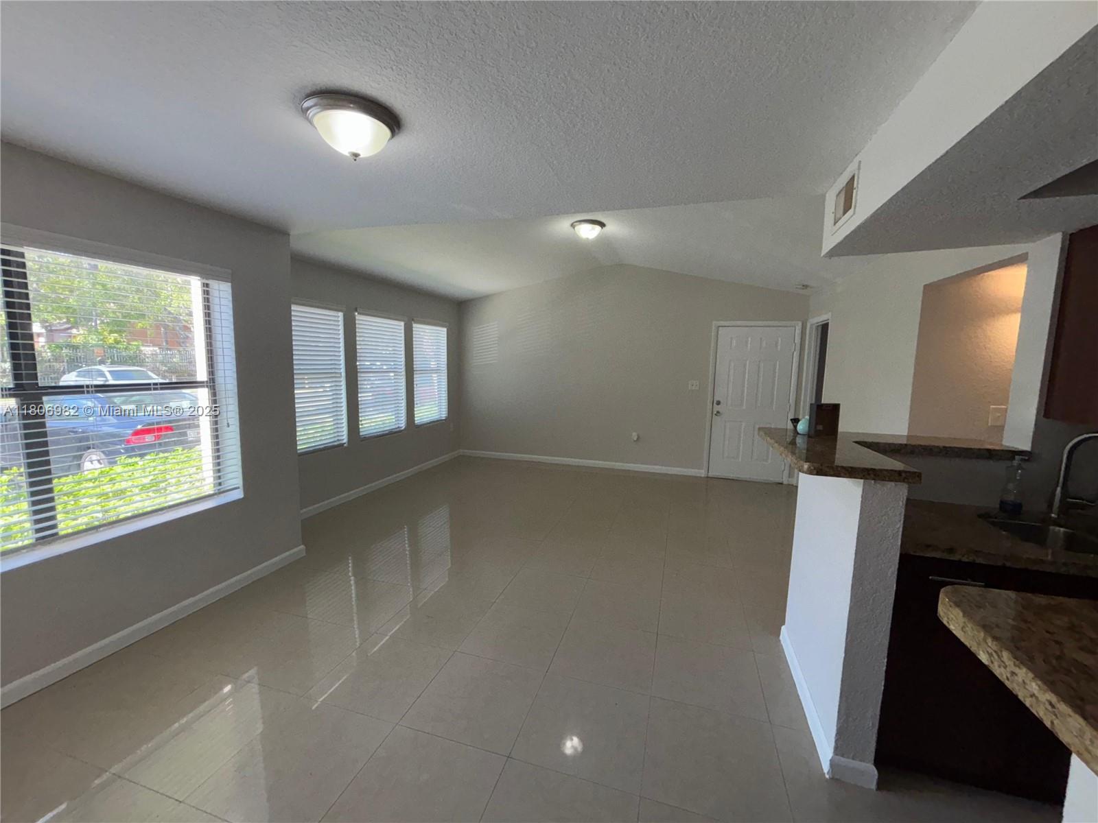 BISCAYNE BEACH CLUB CONDO - Residential Lease