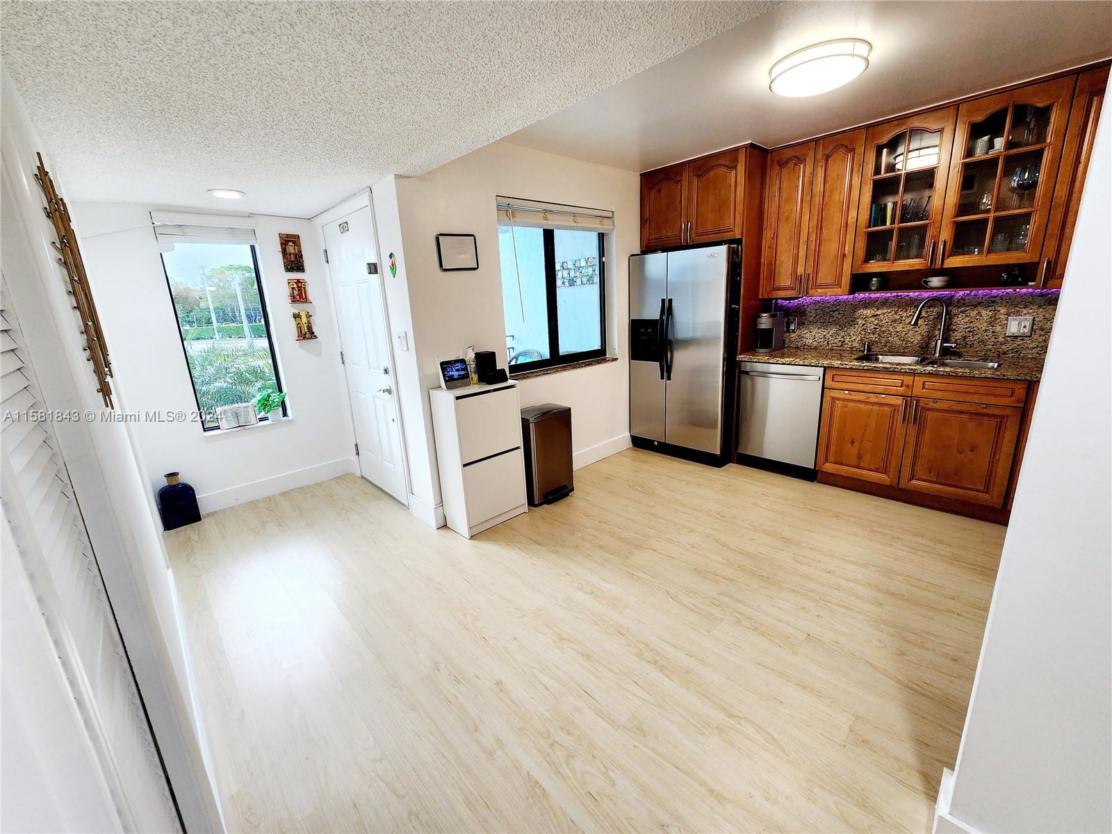 GARDENS AT BONAVENTURE 11 - Residential