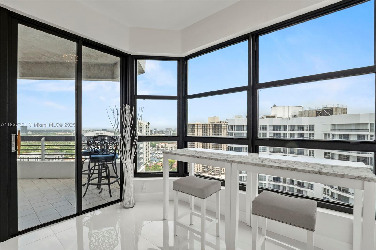 MYSTIC POINTE CONDO NO TH - Residential
