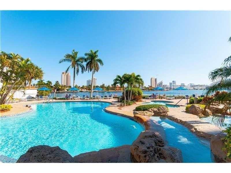 MYSTIC POINTE CONDO NO TH - Residential
