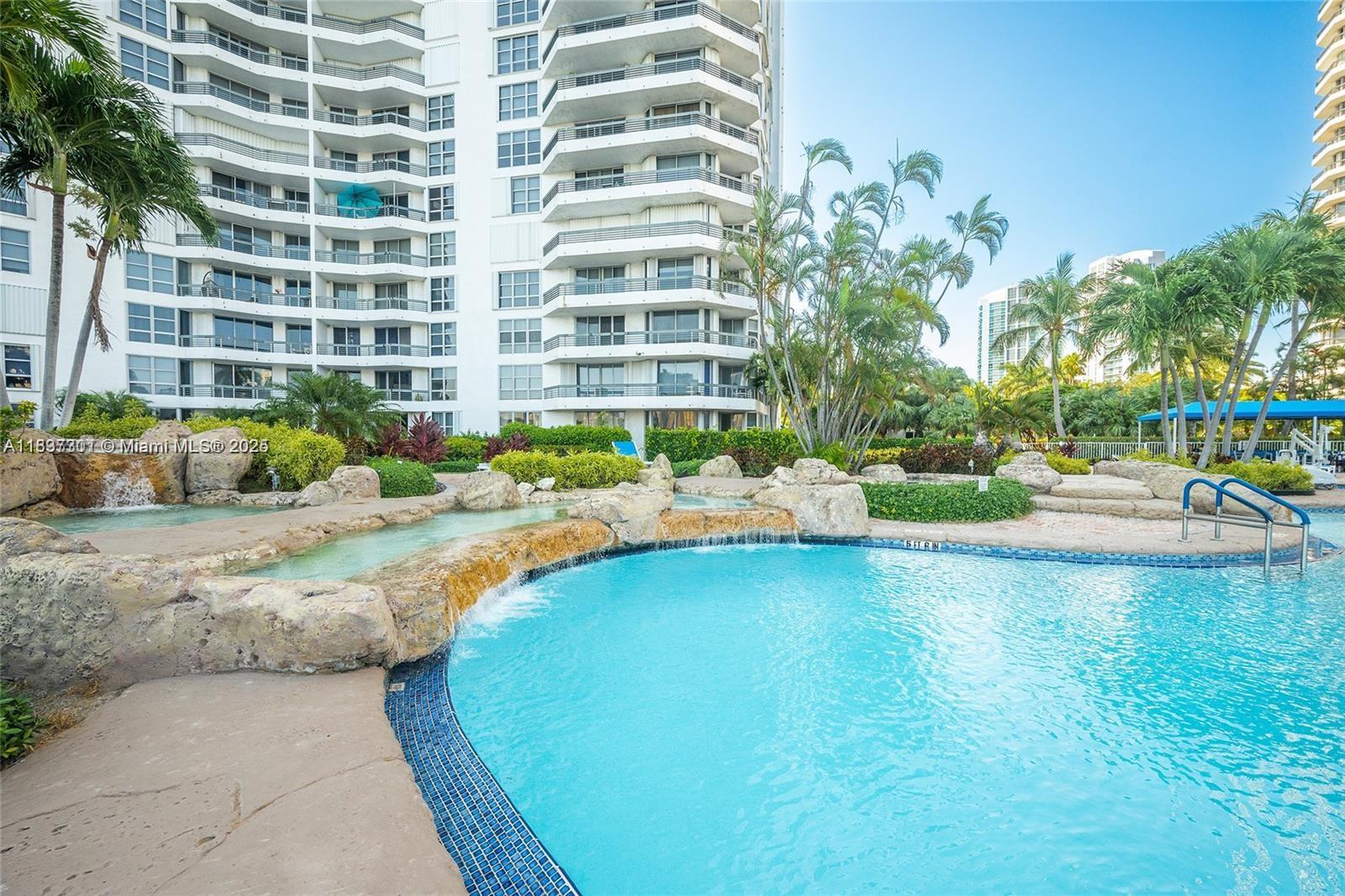MYSTIC POINTE CONDO NO TH - Residential