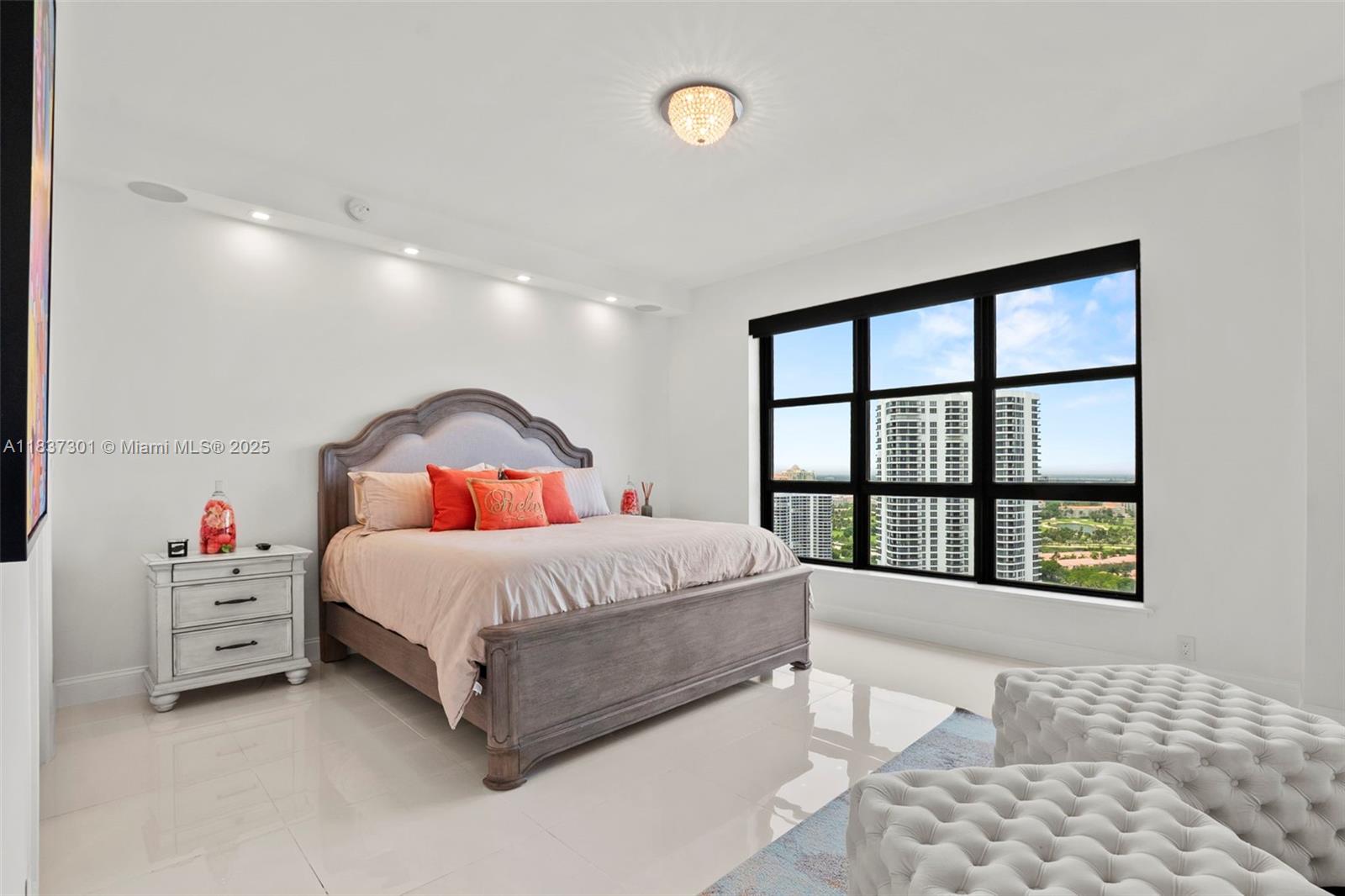 MYSTIC POINTE CONDO NO TH - Residential