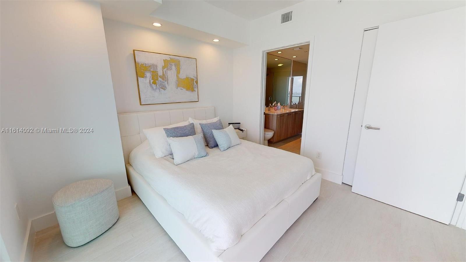 PARAISO BAYVIEWS CONDO - Residential Lease