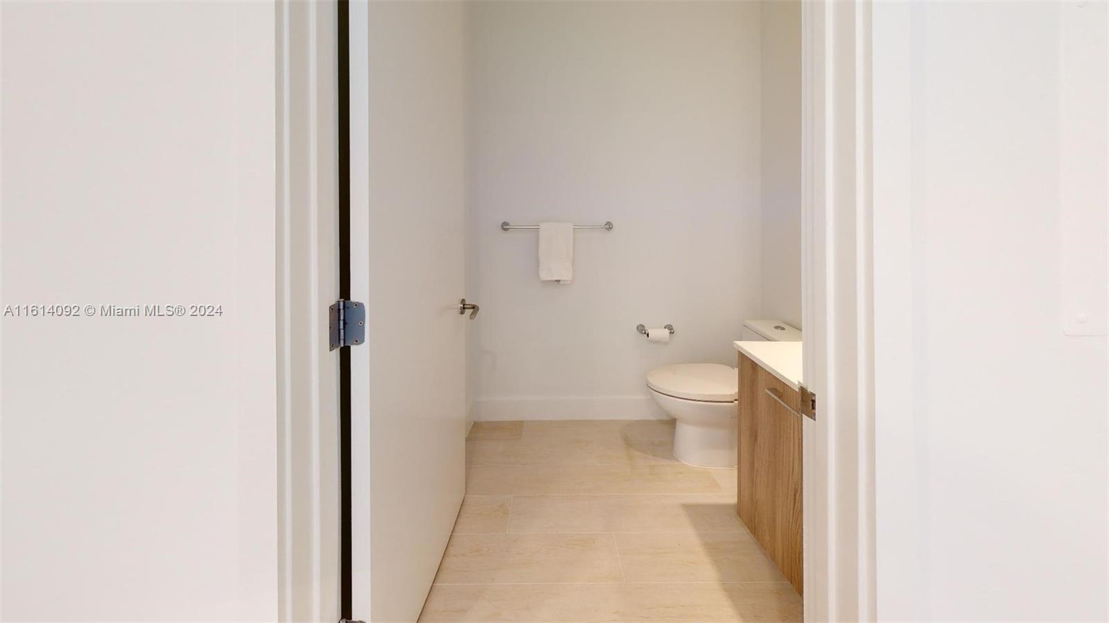 PARAISO BAYVIEWS CONDO - Residential Lease
