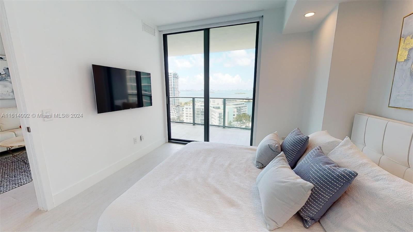 PARAISO BAYVIEWS CONDO - Residential Lease