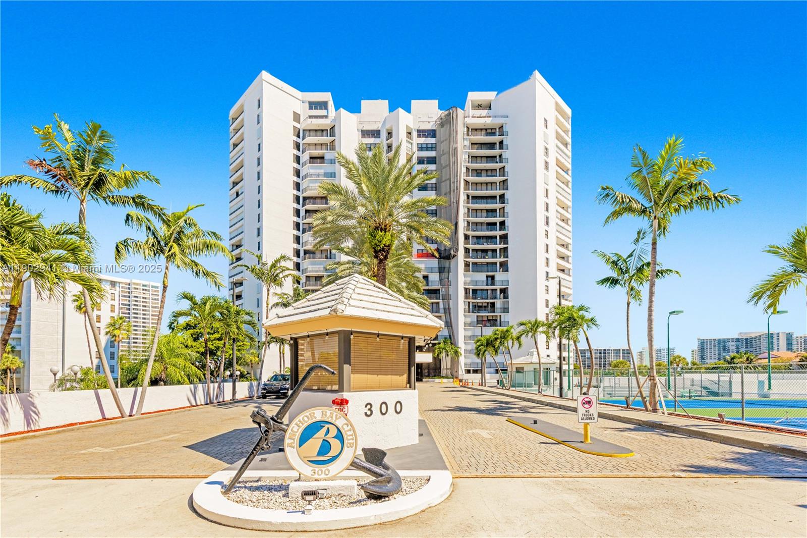 ANCHOR BAY CLUB CONDO - Residential