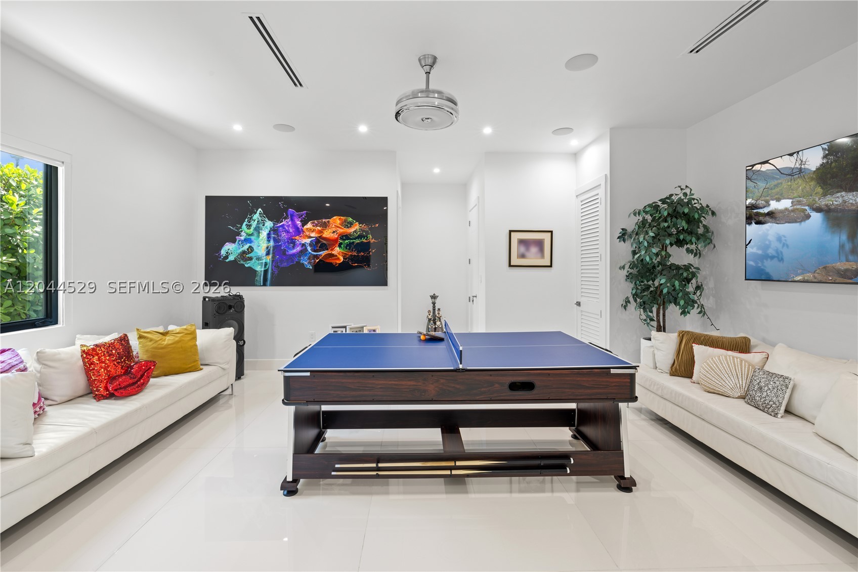 SAN DENIS ESTATES - Residential