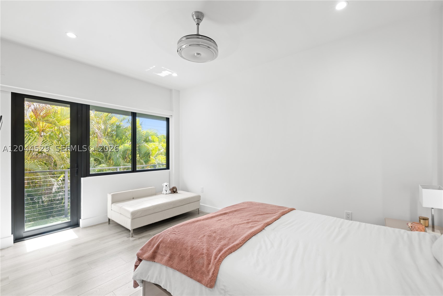SAN DENIS ESTATES - Residential