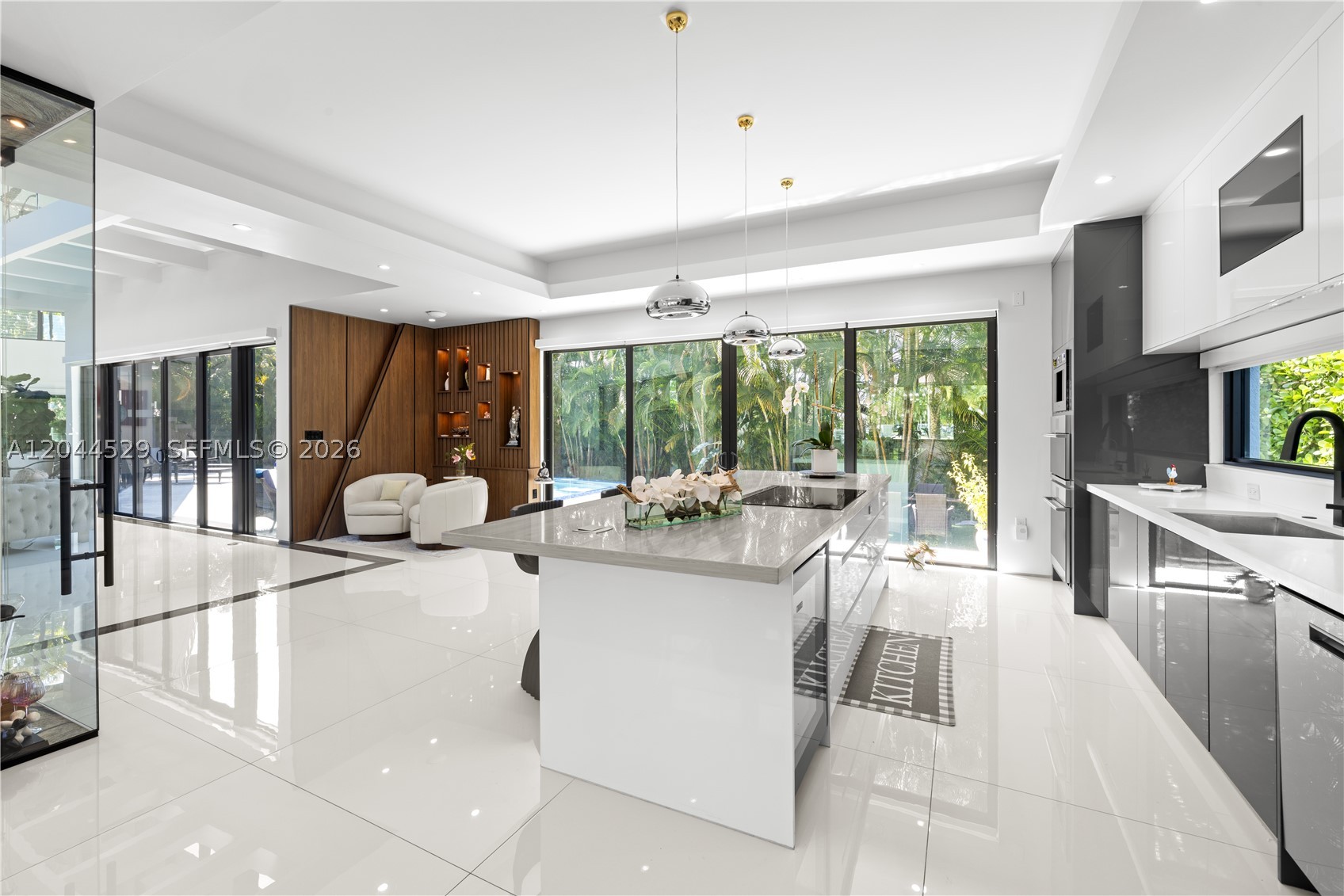 SAN DENIS ESTATES - Residential