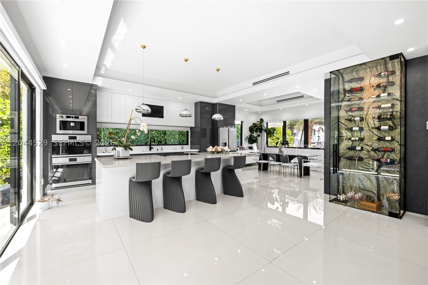 SAN DENIS ESTATES - Residential